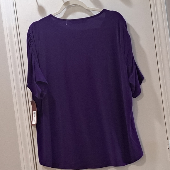 Elegant Purple Short sleeve Blouse with Crystal Rhinestone Cut-Out Accent - Picture 7 of 8